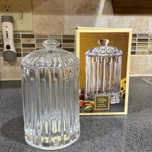 Lenox Crystal Covered Dish 7”